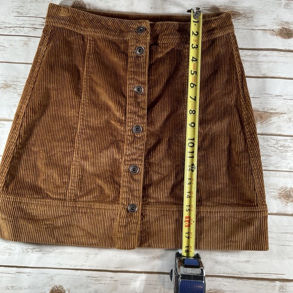 A Loves A Brown Corduroy Button‎ Fron Mini Skirt Size 2 Fall Fashion - Picture 3 of 7